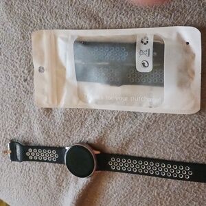 Samsung Galaxy Active 2 watch with 2 watchbands